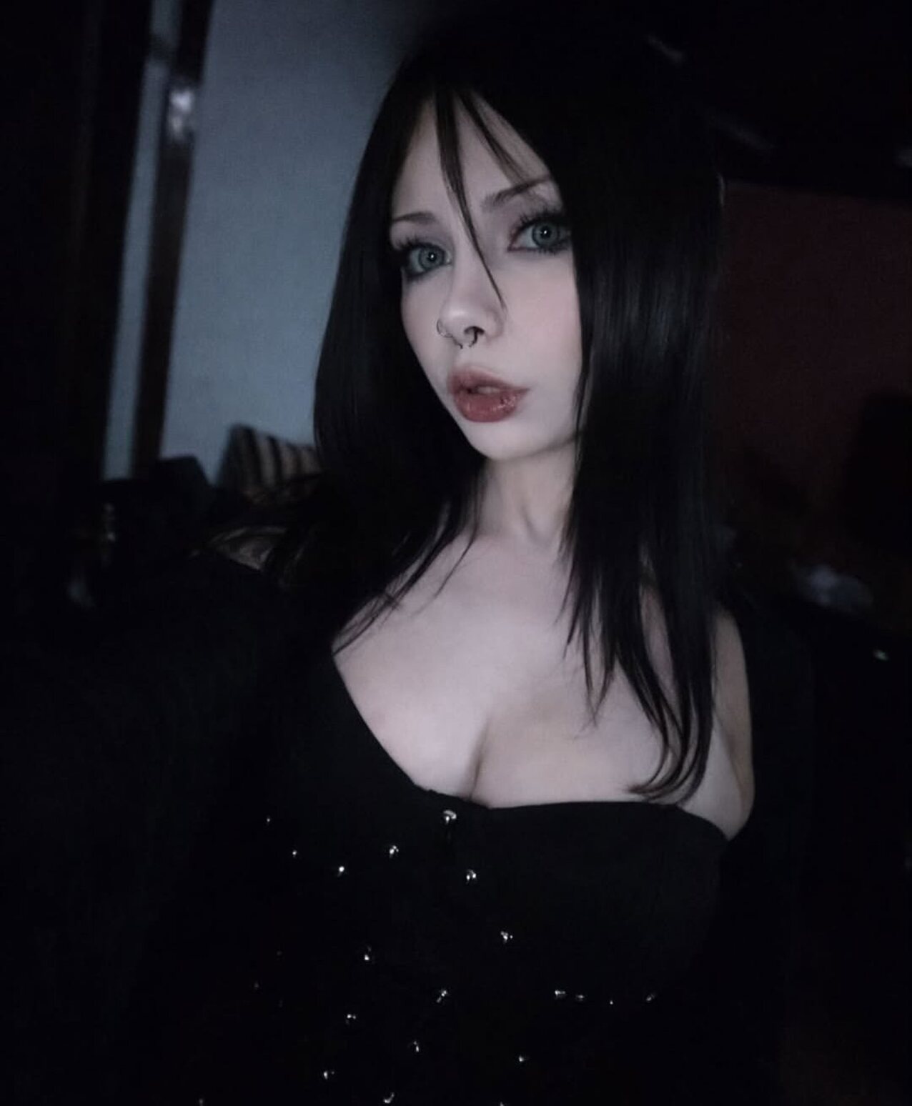 latina goth babe