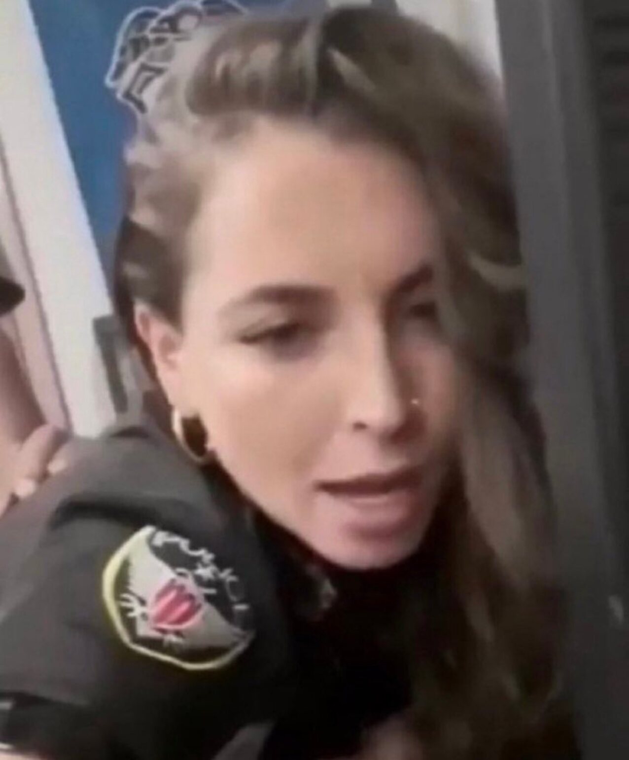 brunette police woman costume