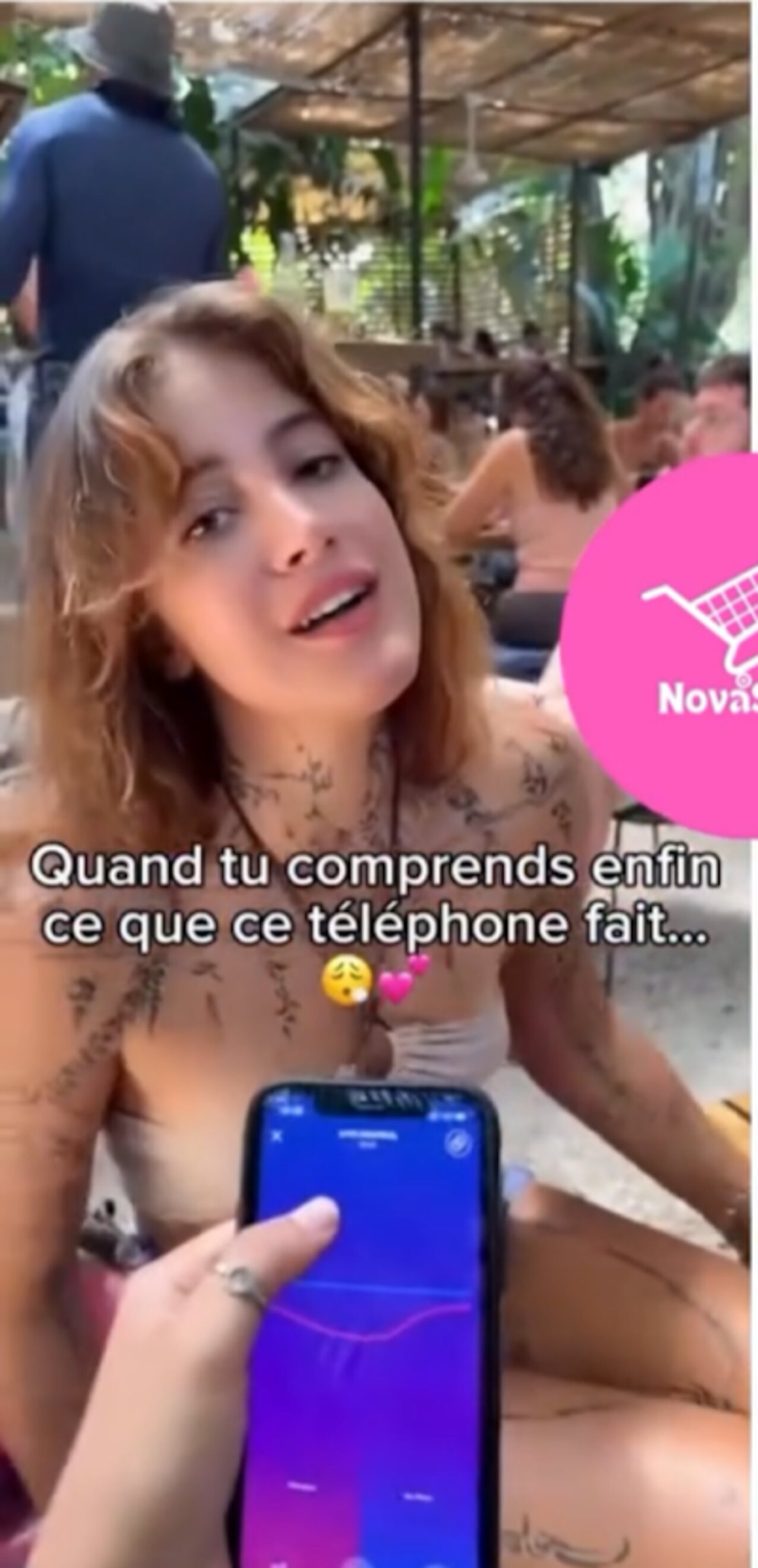 cell phone restaurant small tits
