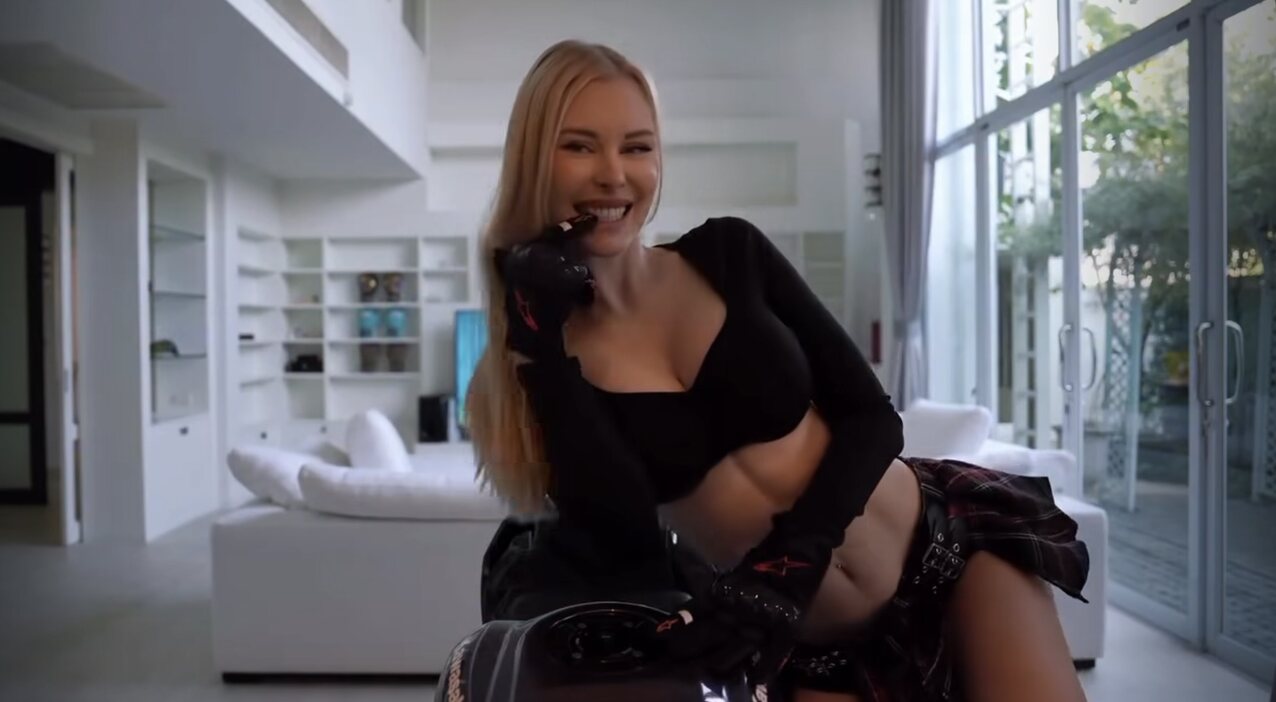 biker biker girl big tits