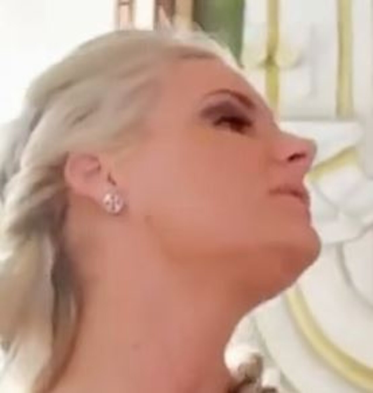 pornstar blonde beauty