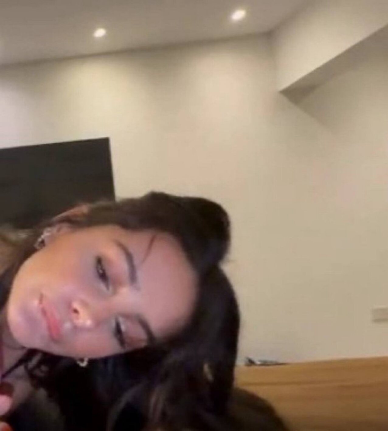 blowjob brunette white