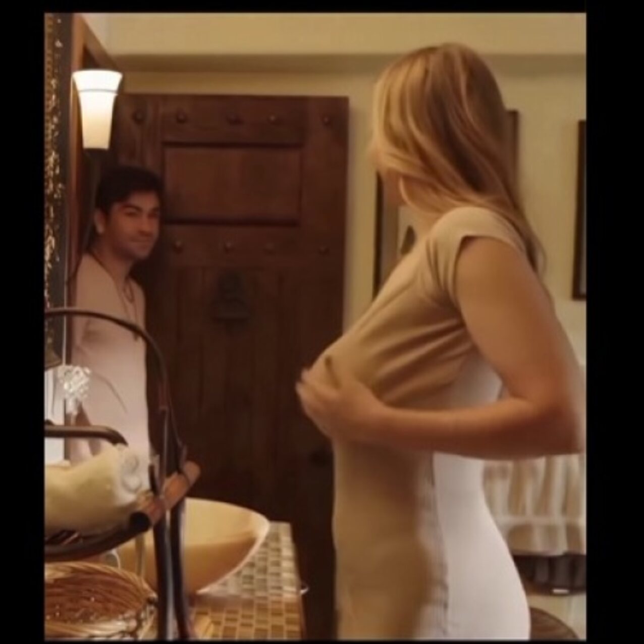 milf mirror blondie