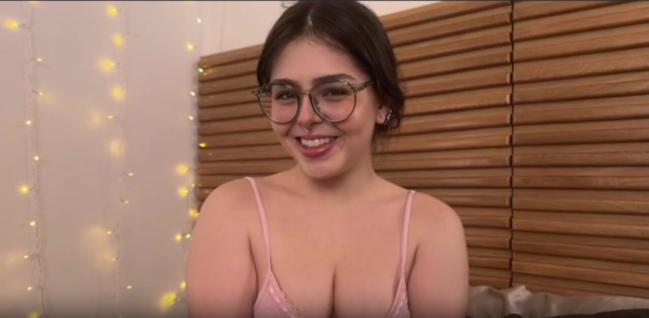 glasses stepsister onlyfans