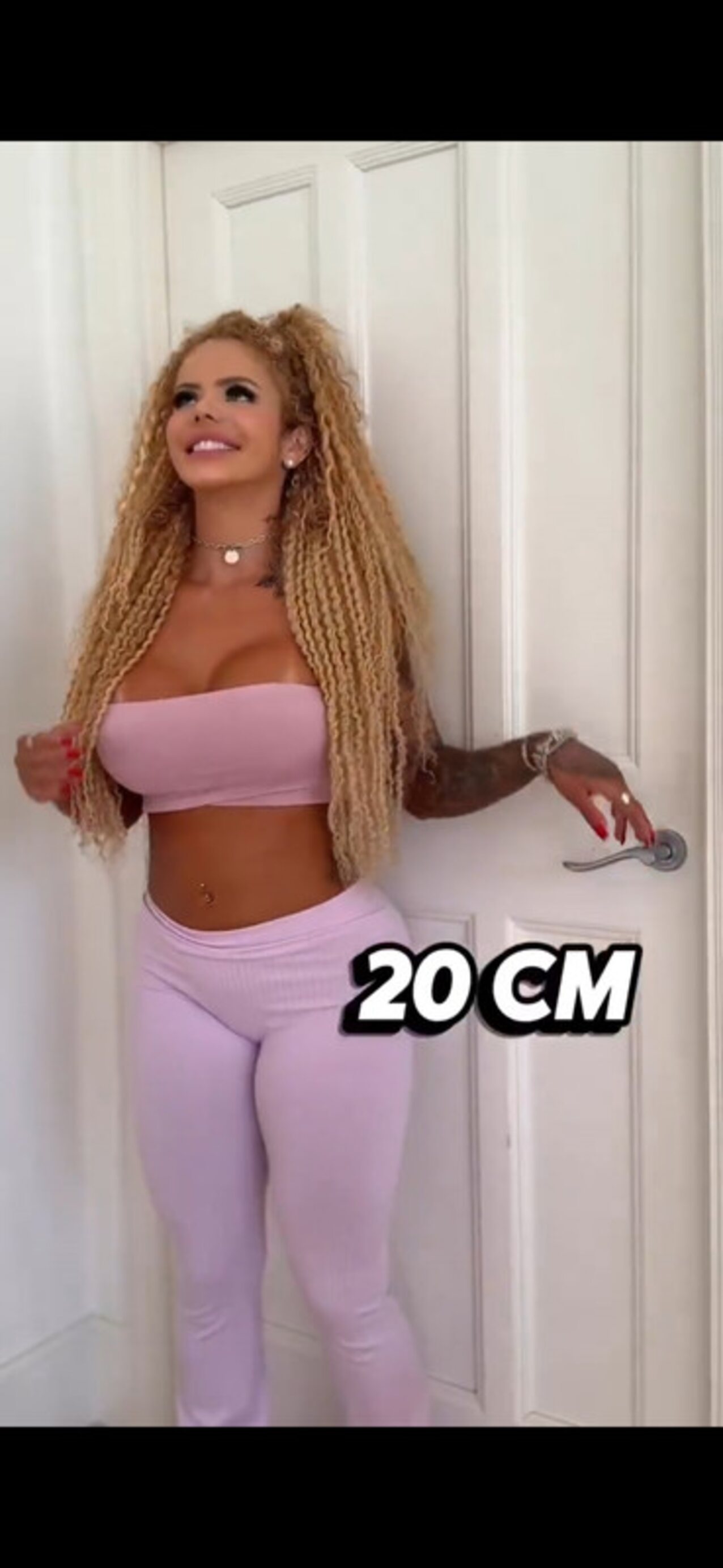 pawg tanned busty