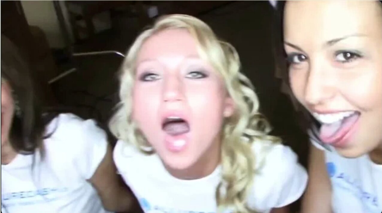 amateur allure foursome blowjob