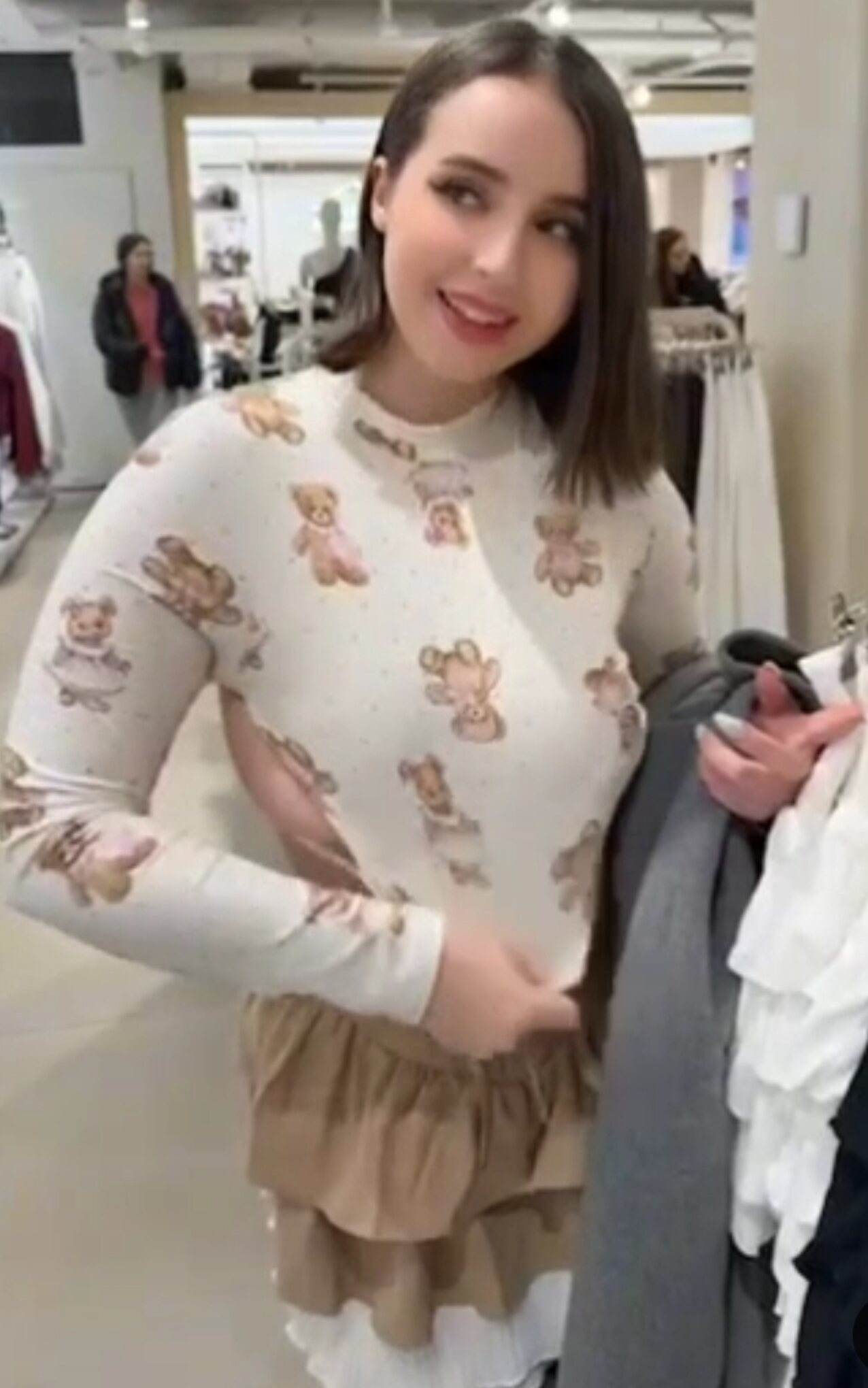 bigboobs curvy public