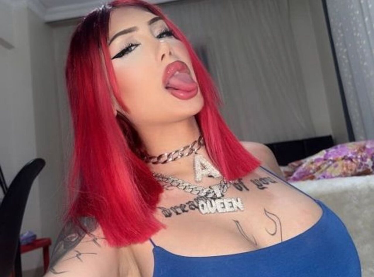 big tits tattoos necklace