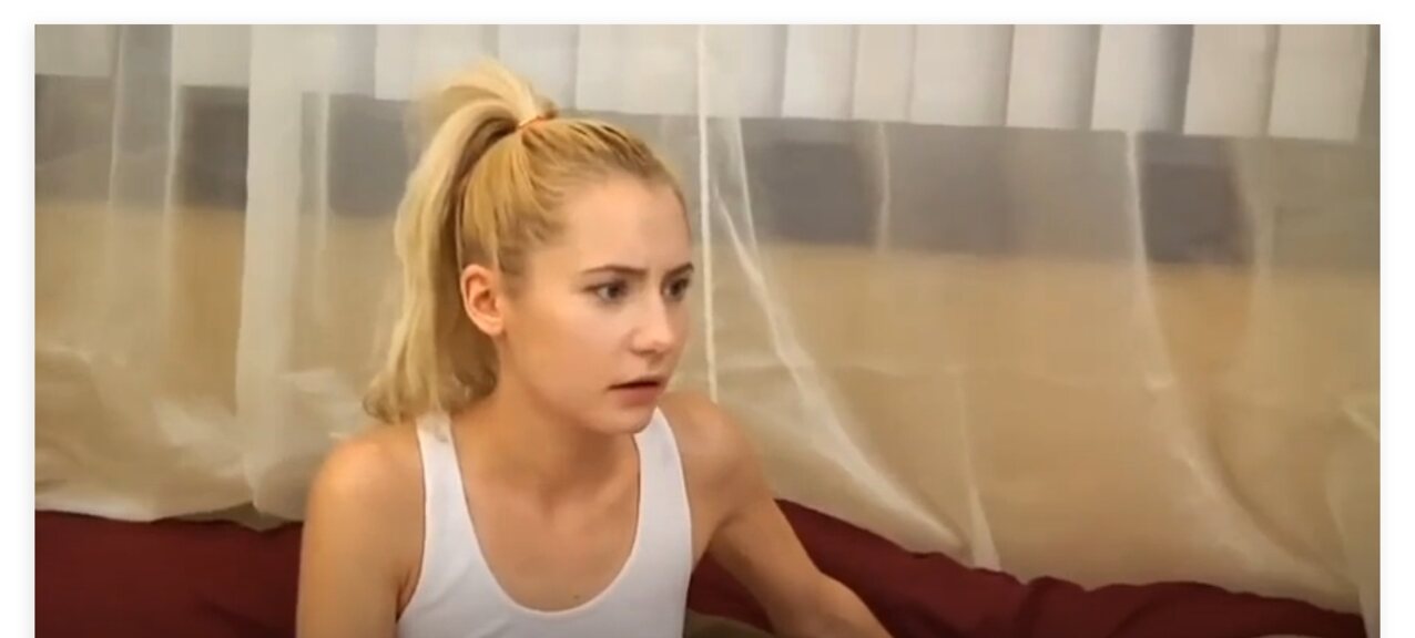 teen blonde fight