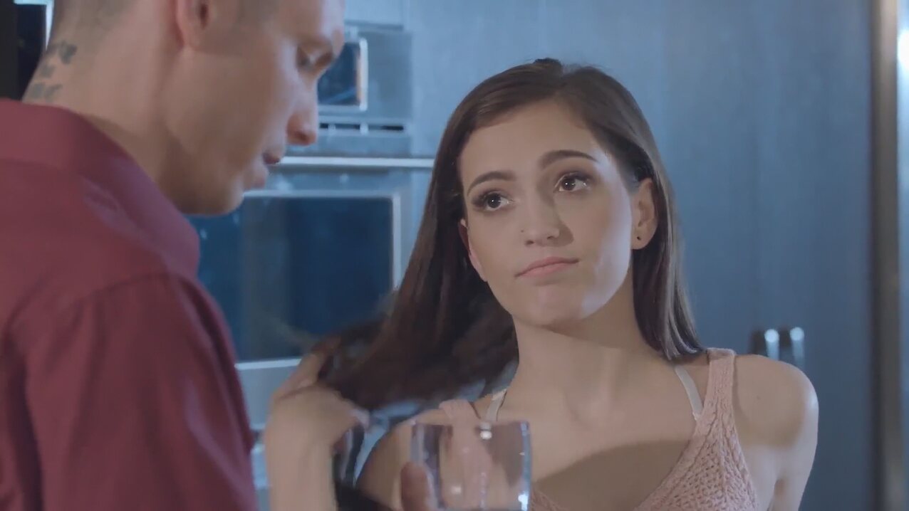 blowjob cumshot brunette