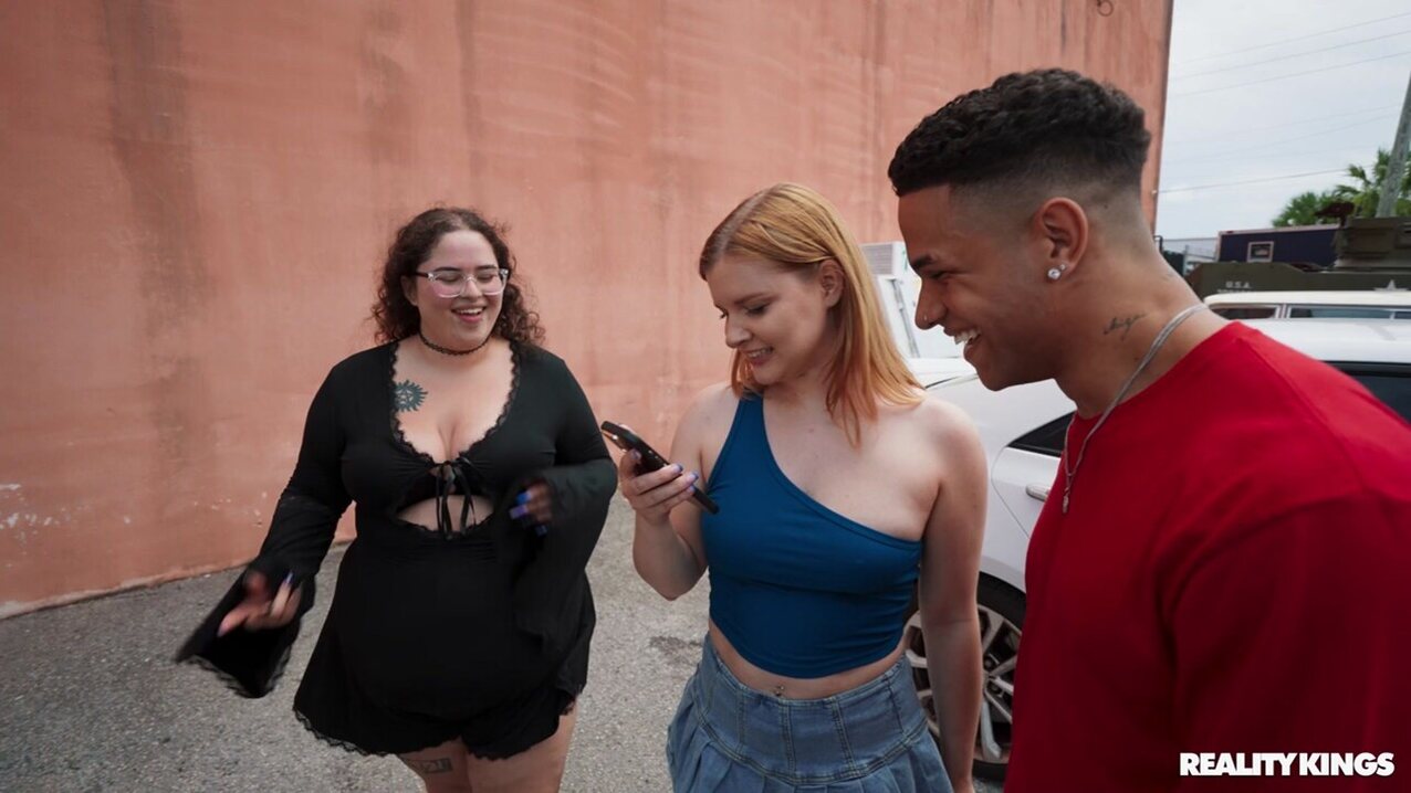 sexy hot busty