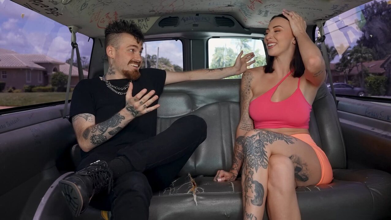 brunette bangbus tattoo