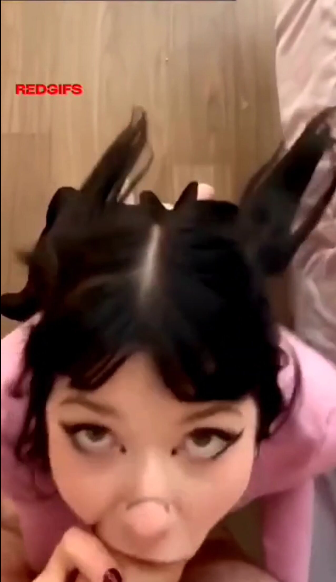 facial blowjob skirt