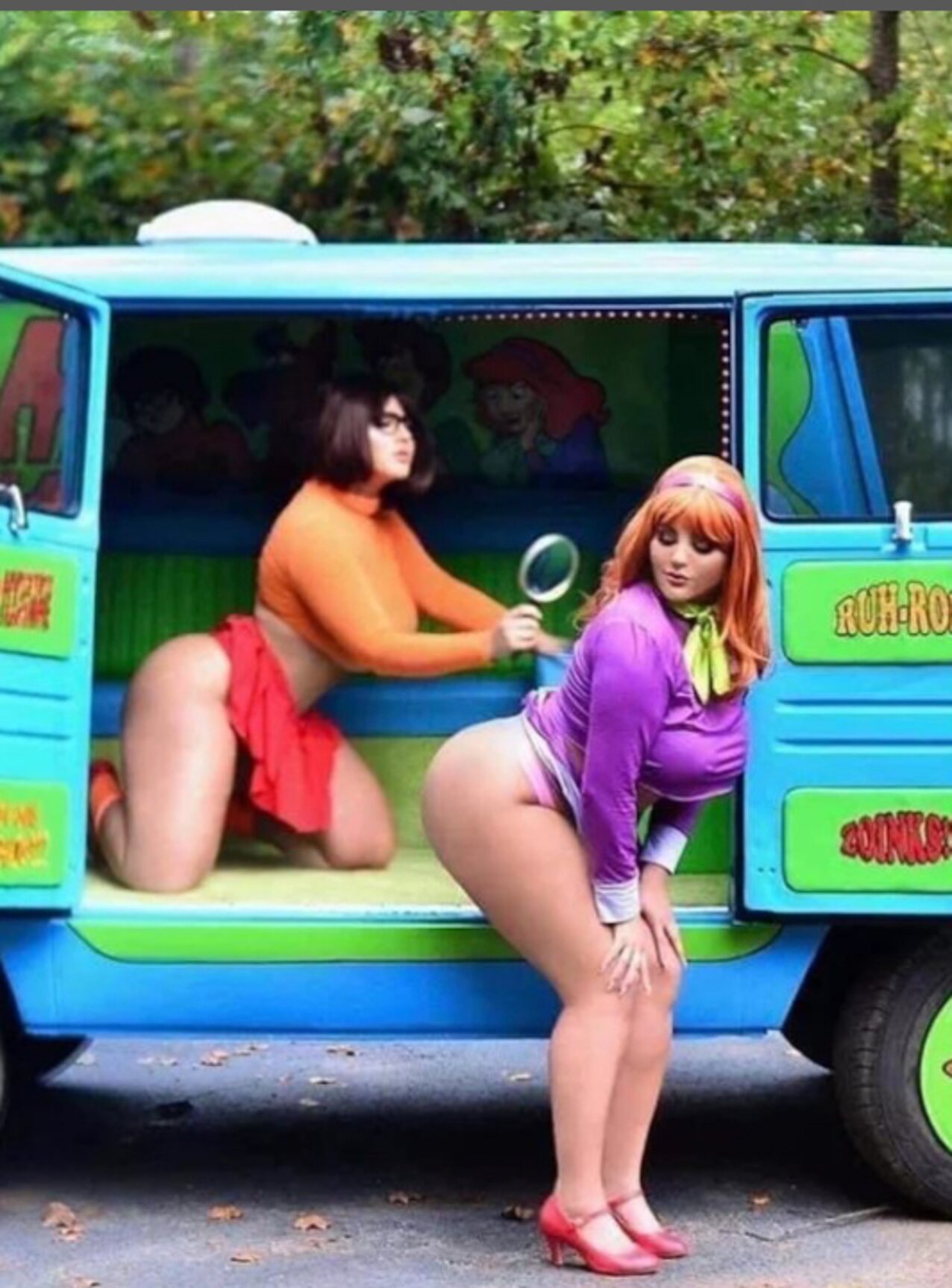 bbw cosplay outside