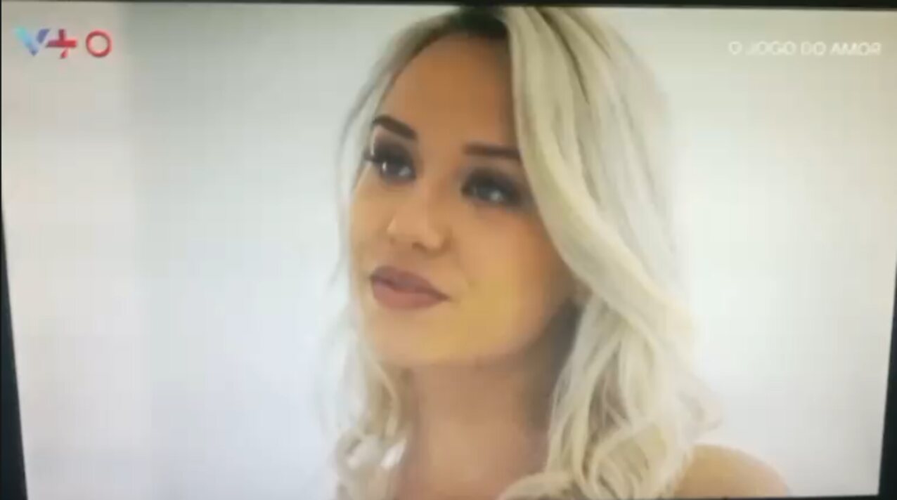 blonde unknown scene