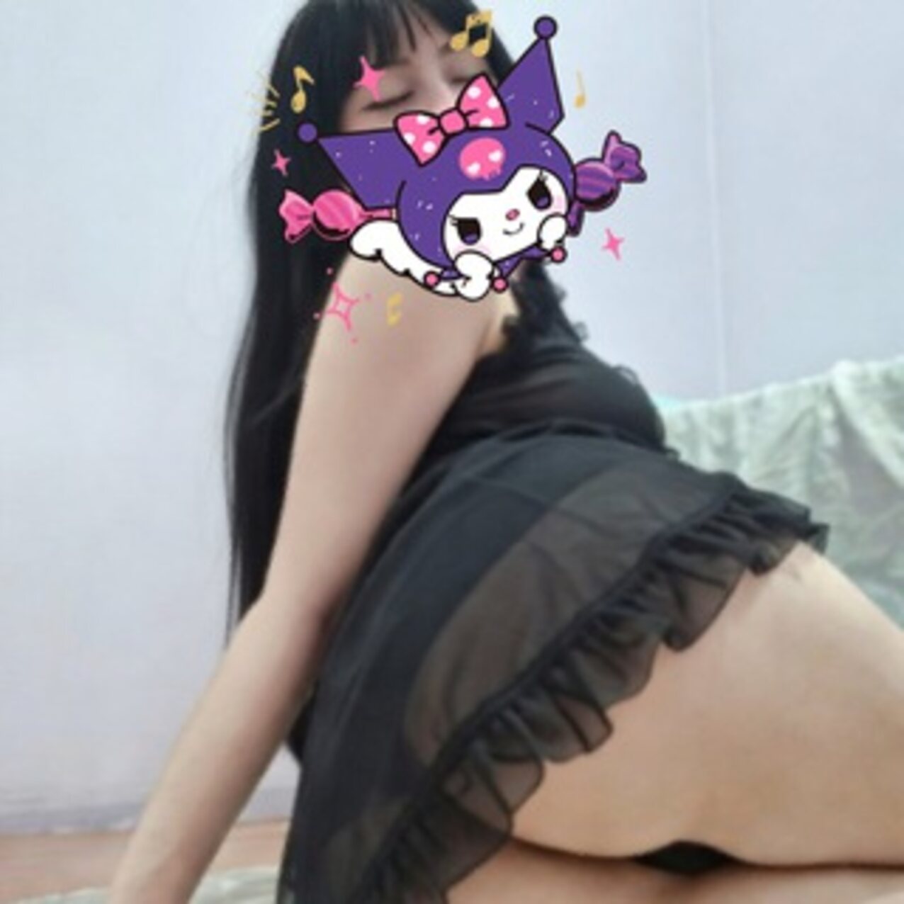 camgirl petite cute