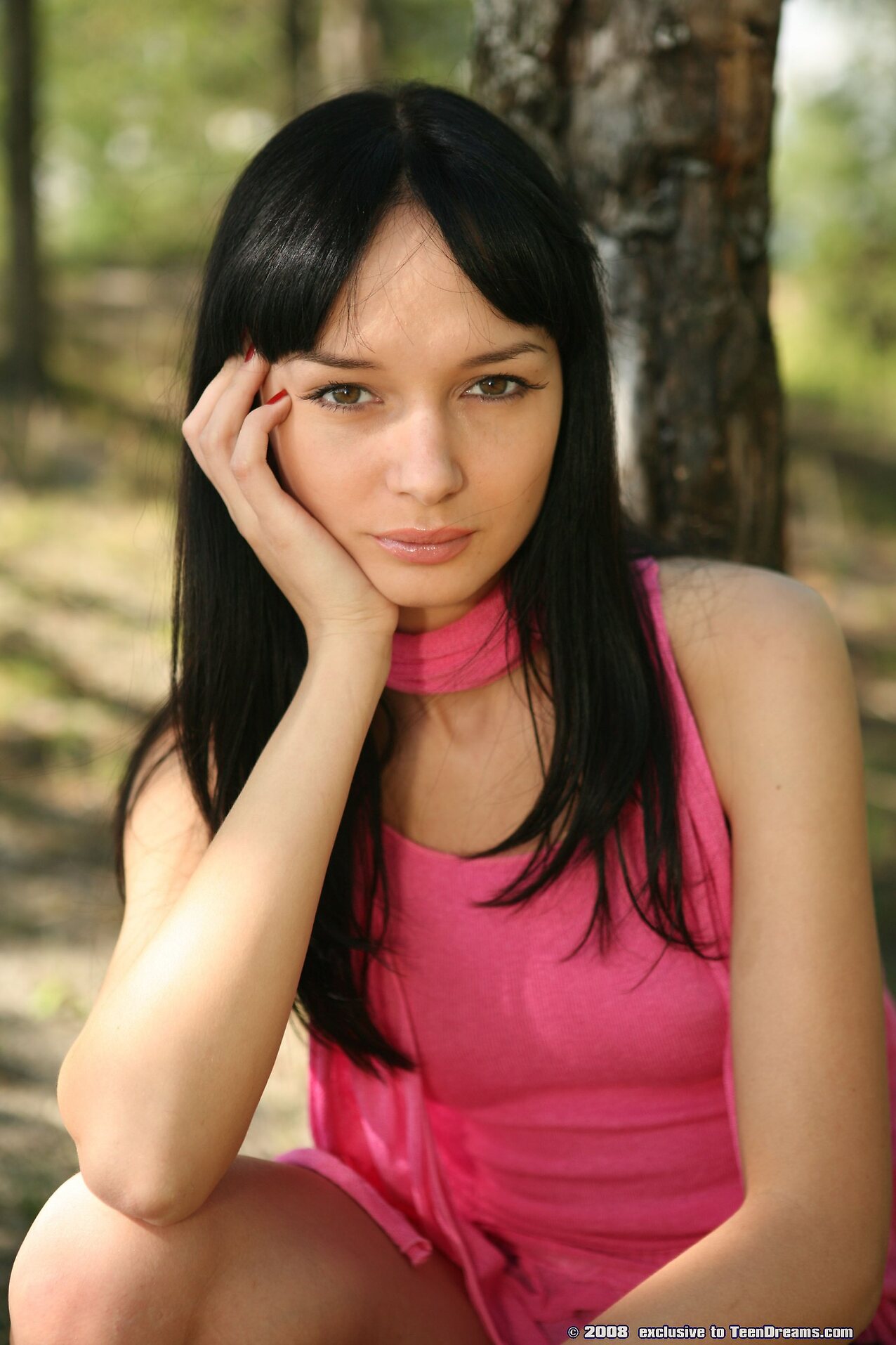 brunette teen nude