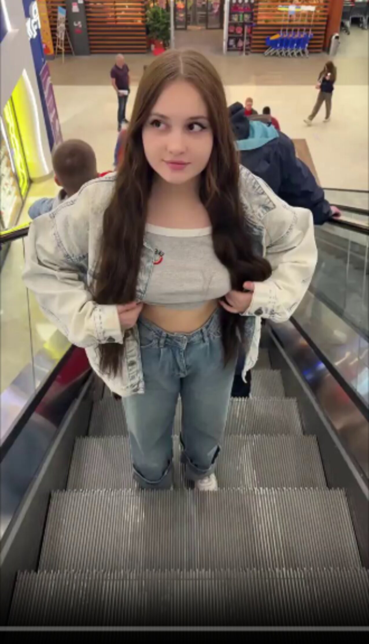 public nude expose