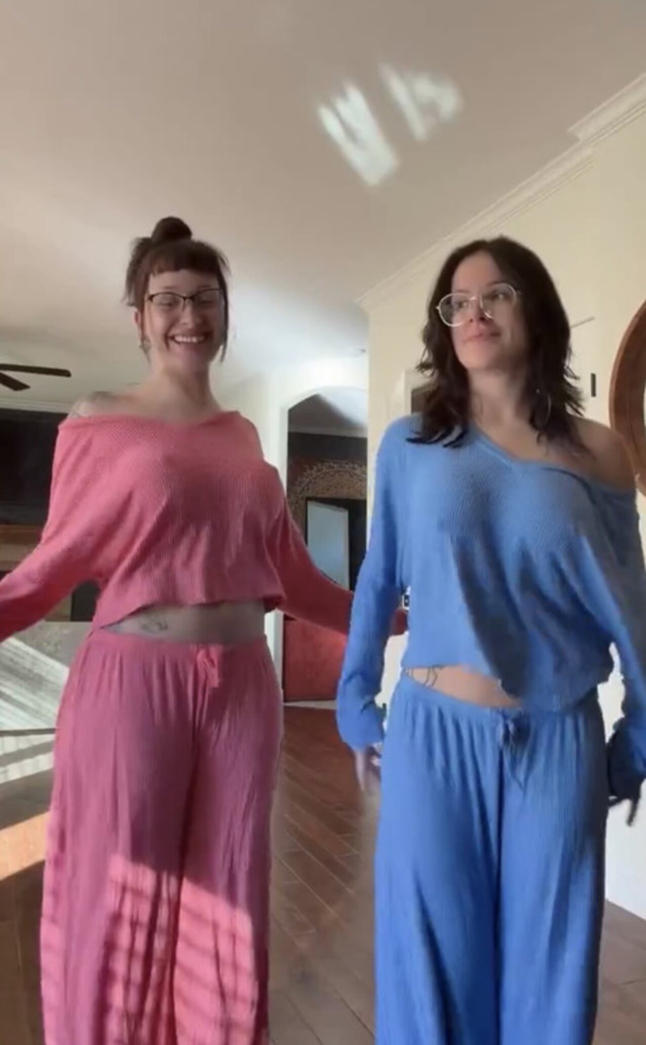 camgirl amateu glasses