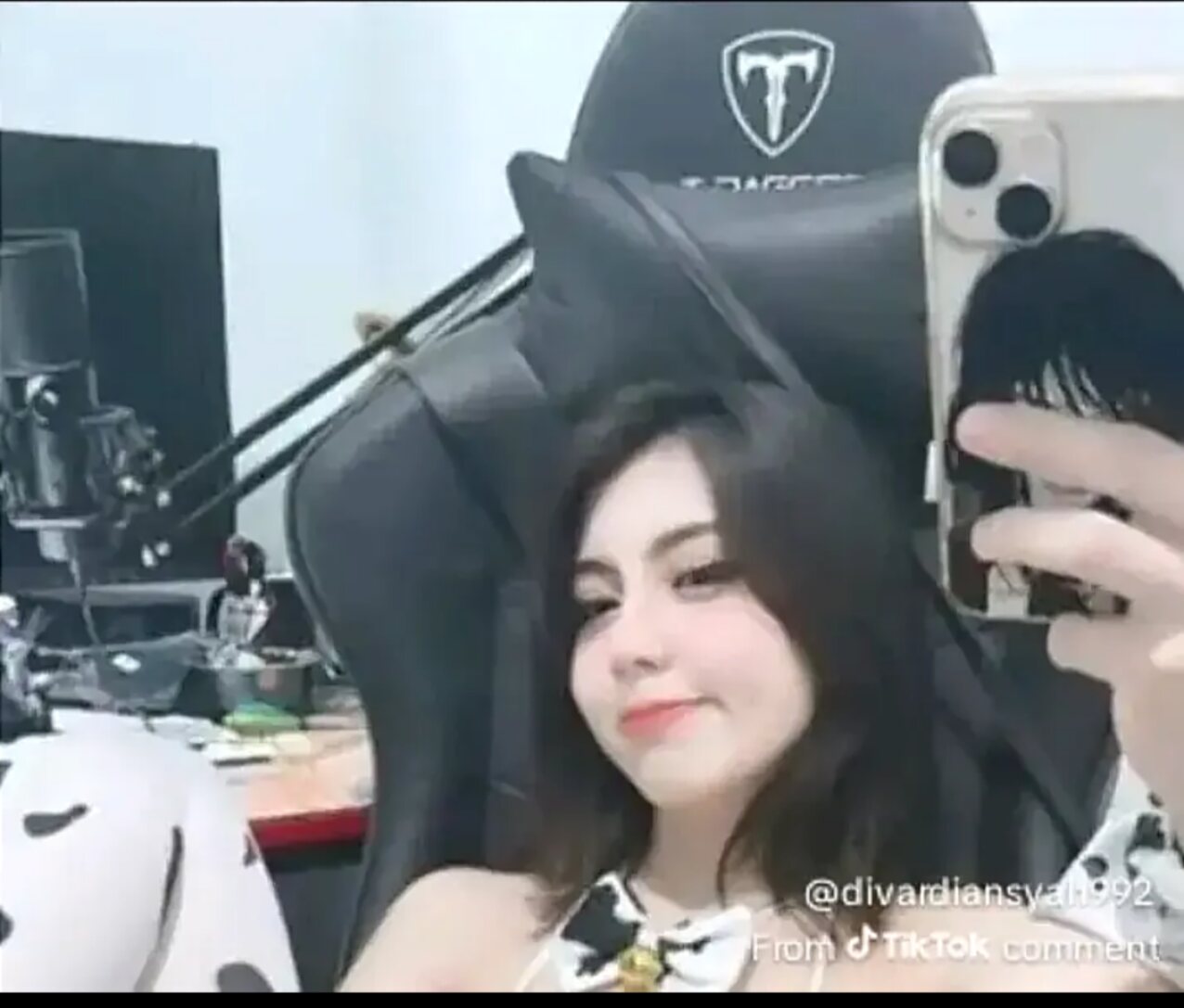 cute hot masturbation