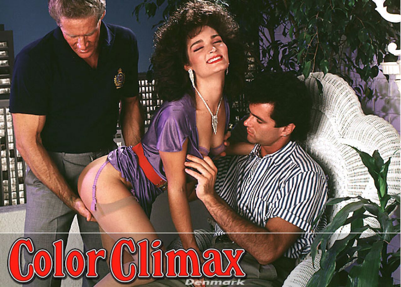 pretty orgy brunette
