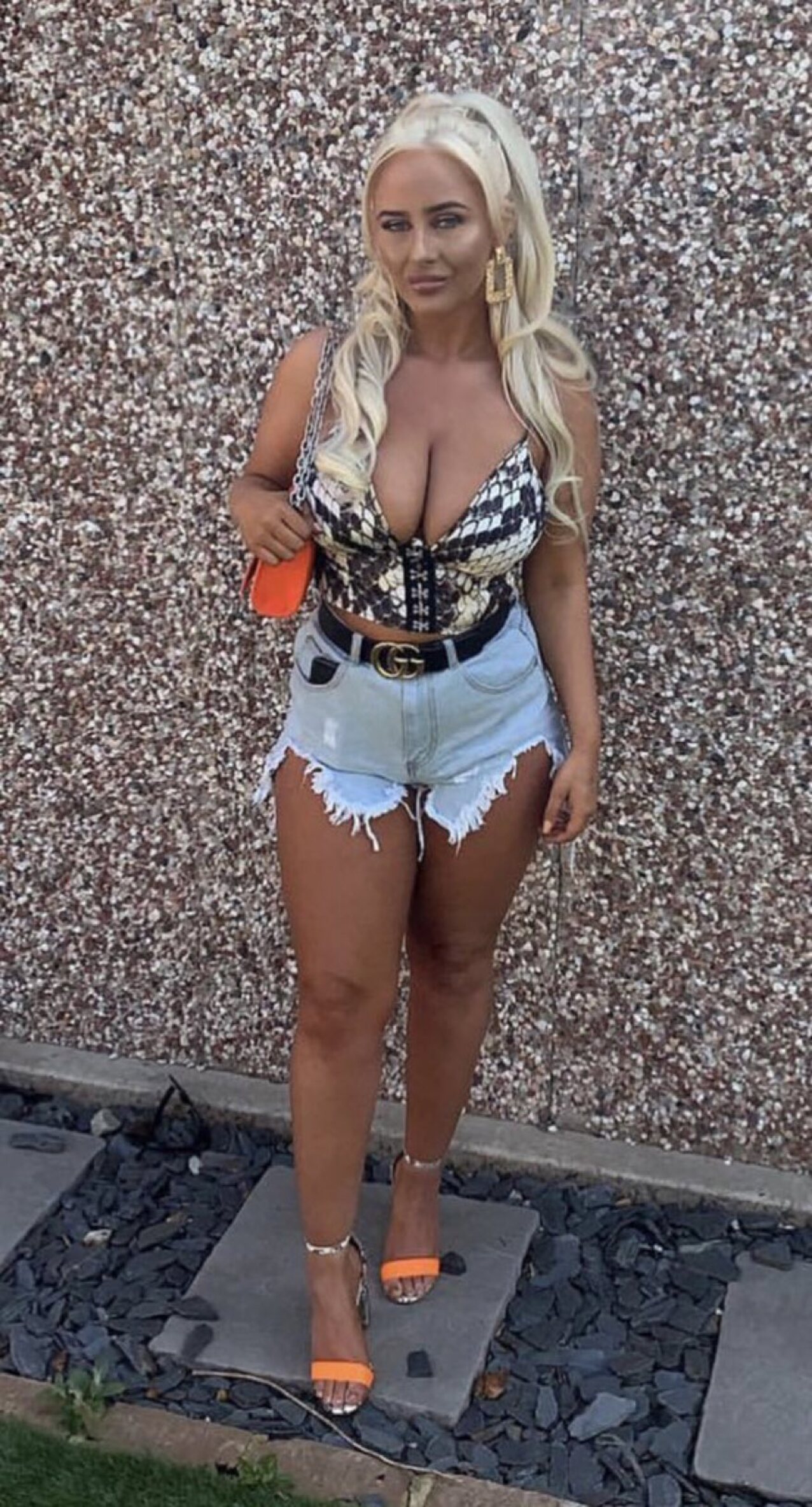 blonde hot chav