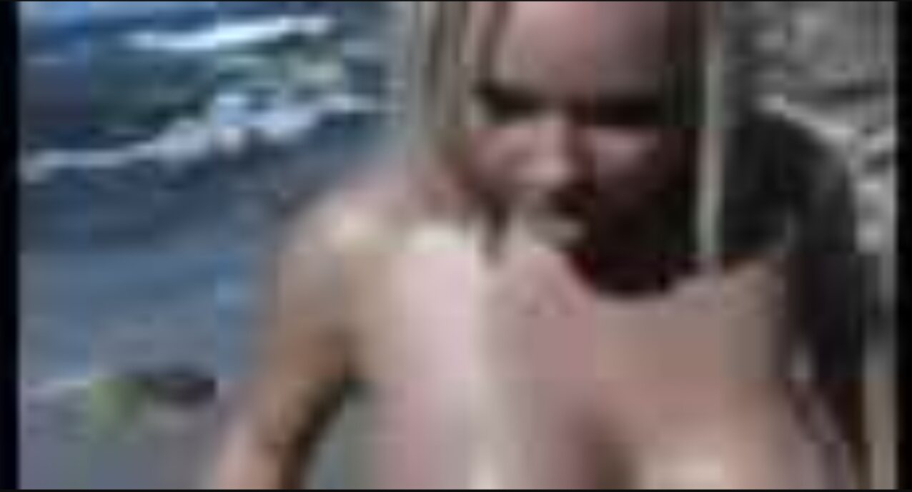 blonde blonde hair boobs