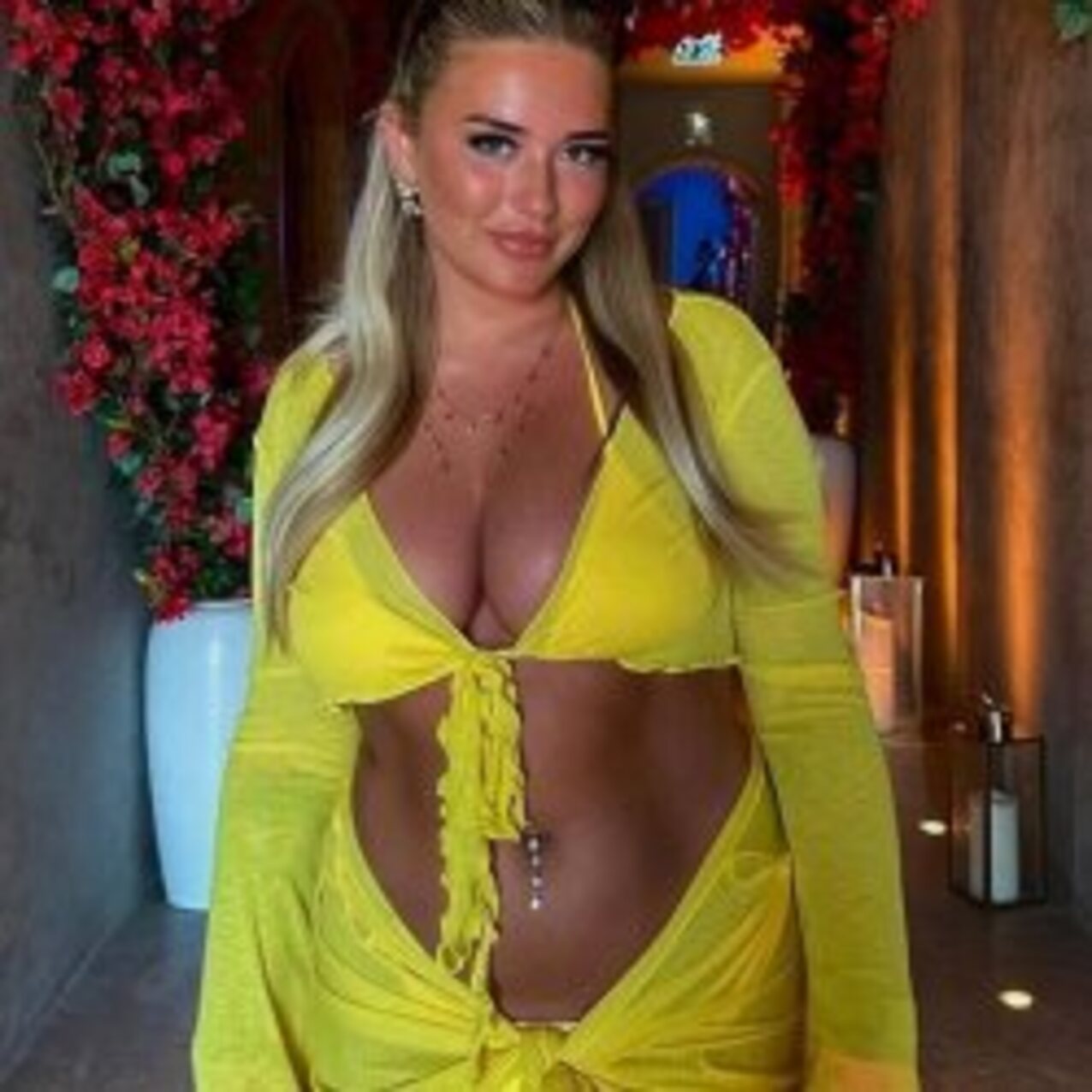 blonde big tits huge tits