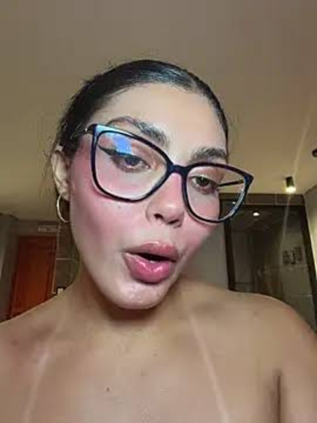 camgirl brunette anal