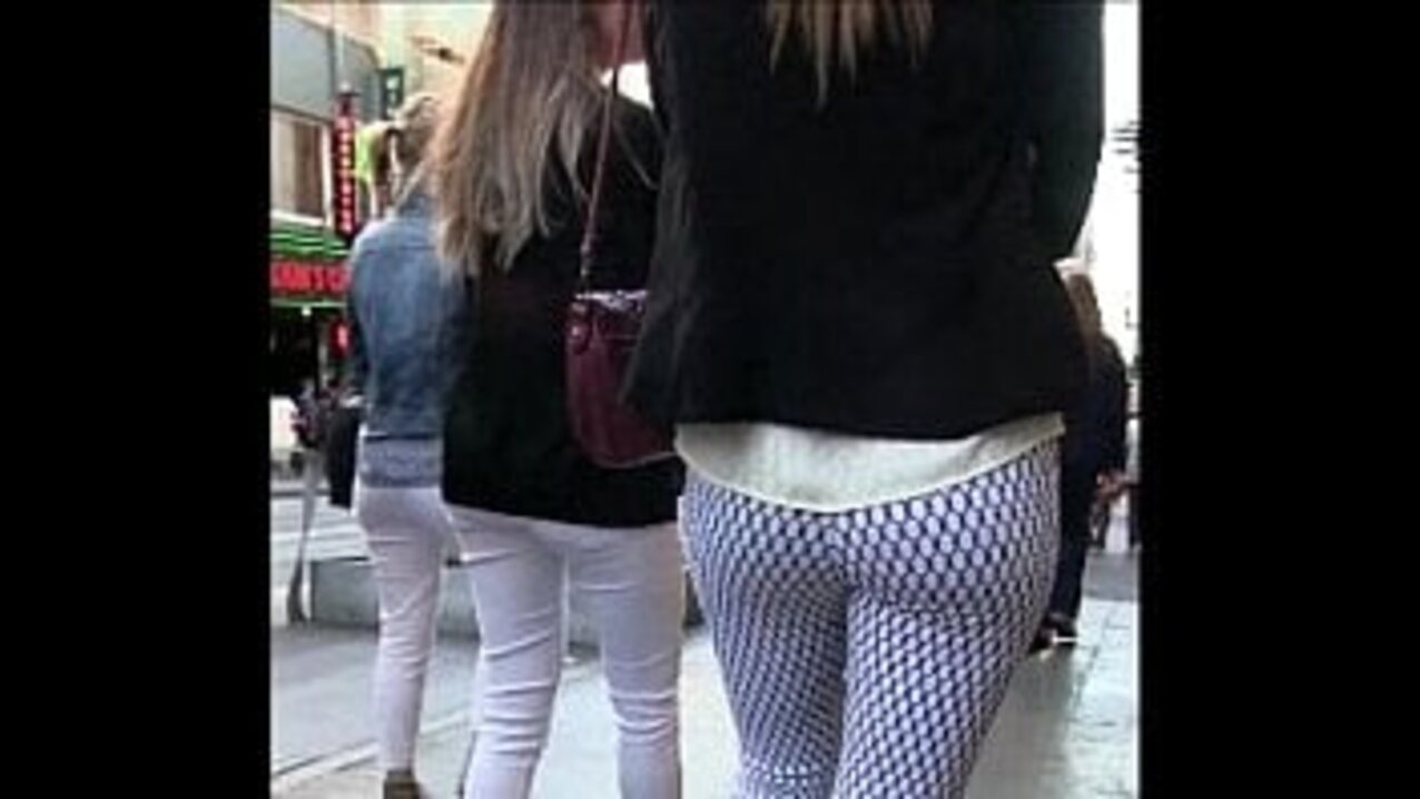 candid ass blonde