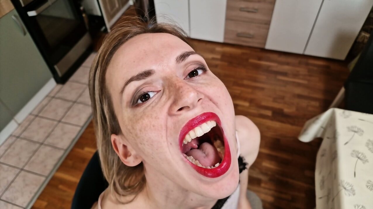 blonde white vore