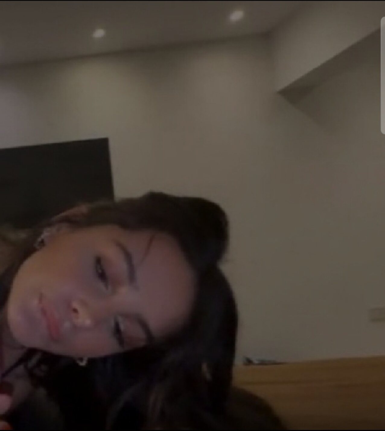 latina blowjob brunette