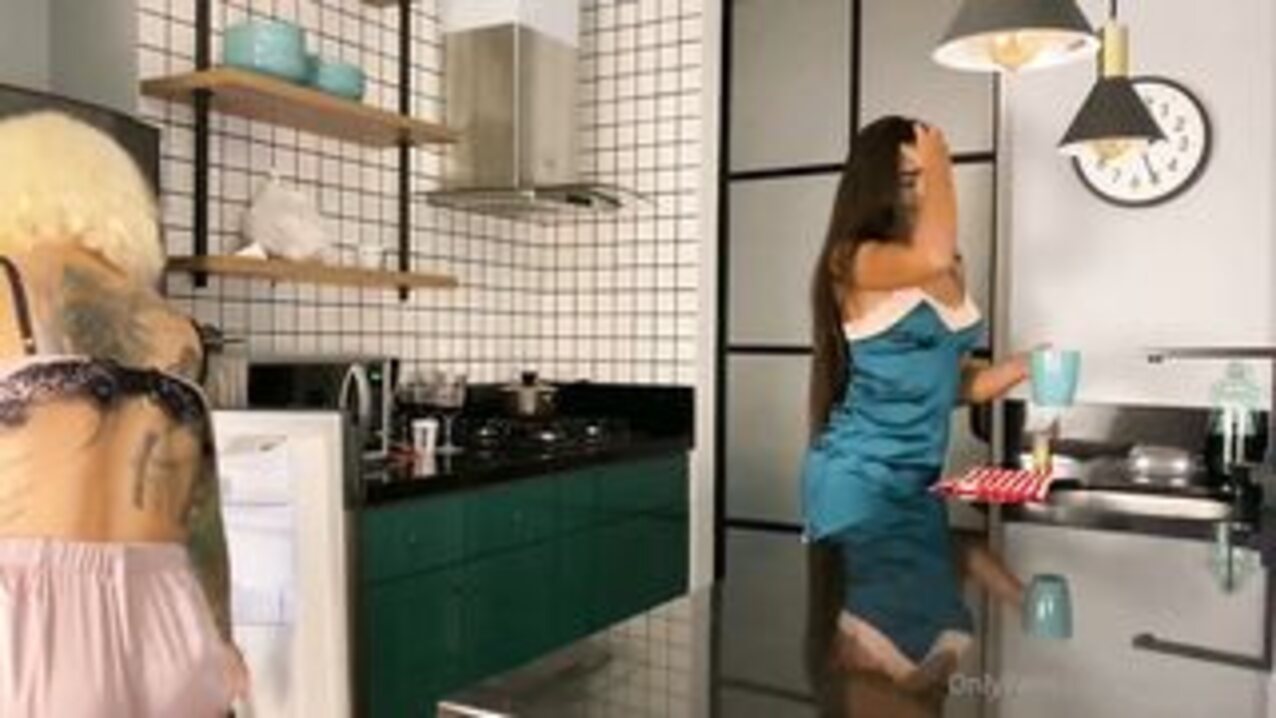lesbians agata ruiz arias crazy