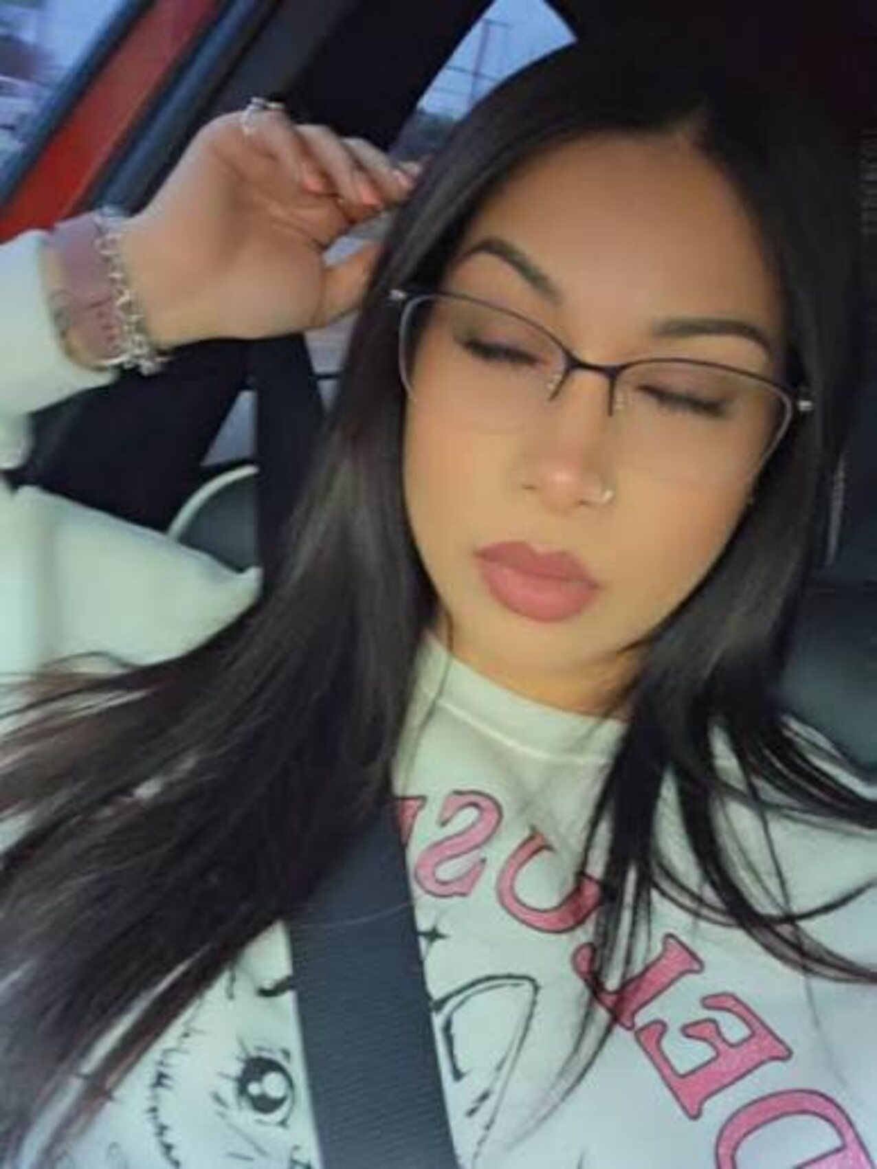 latina glasses beautiful