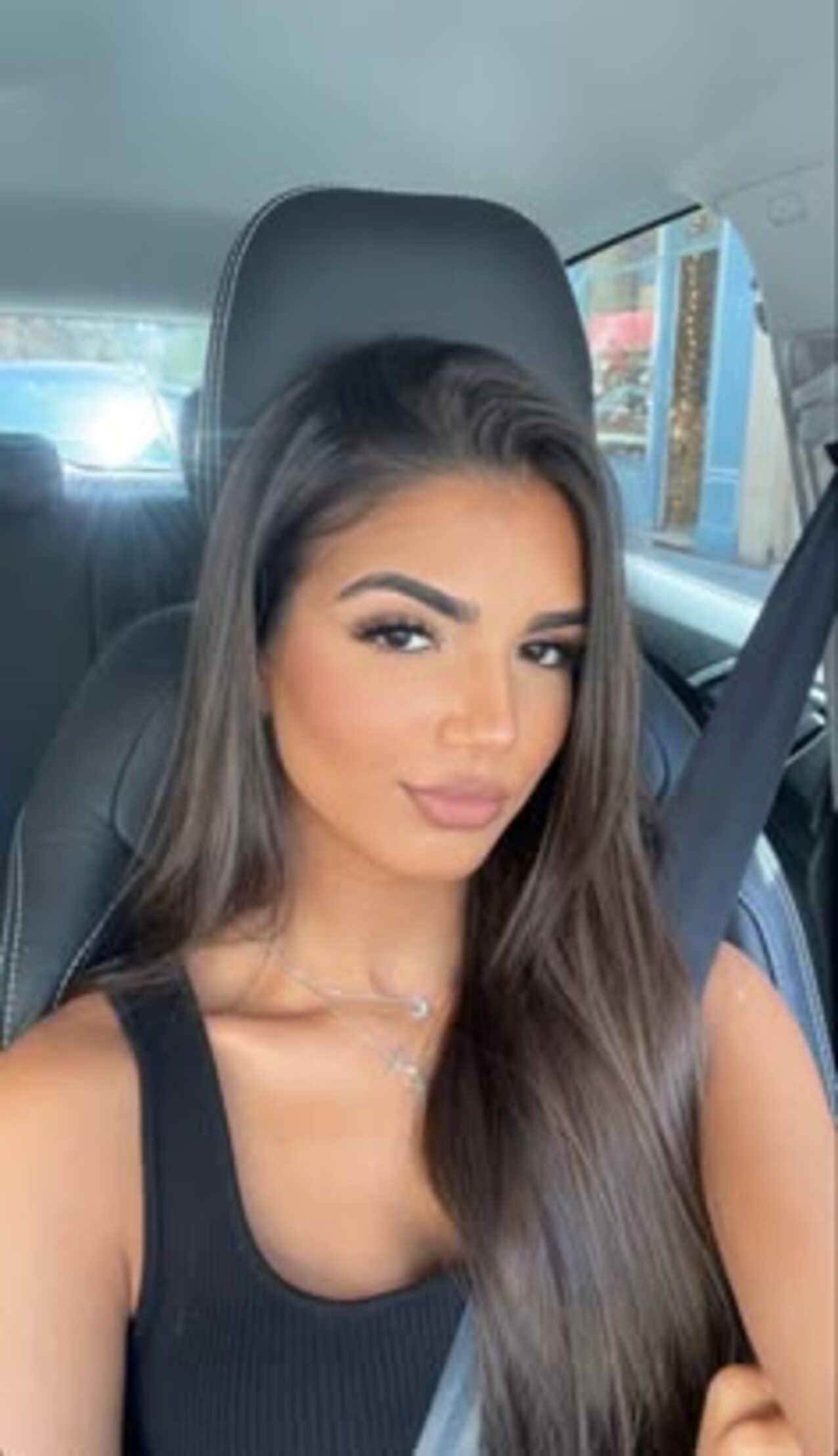 tits brunette hair nice body