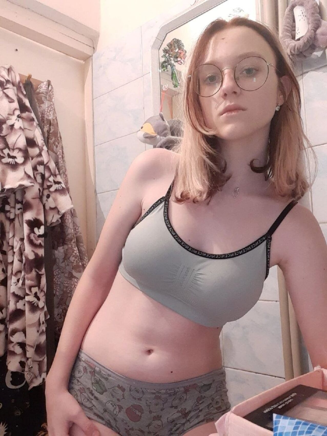 amateur russian glasses
