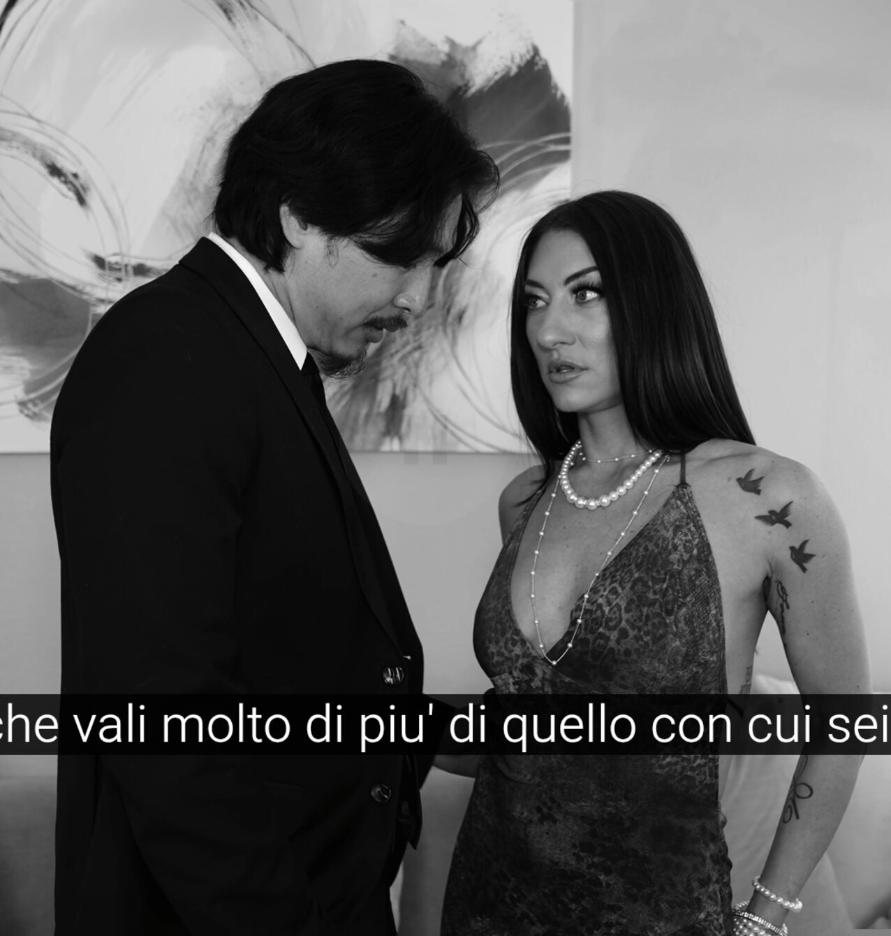 milf seduces brunette