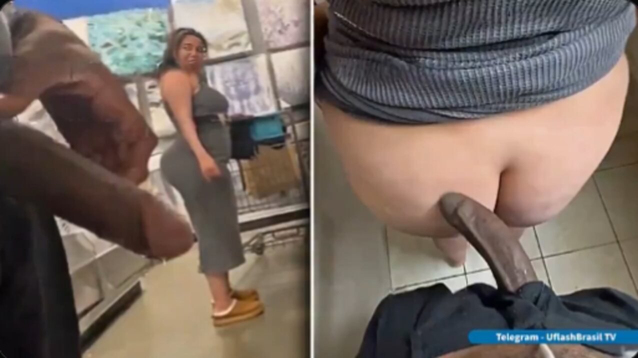 flashing latina public