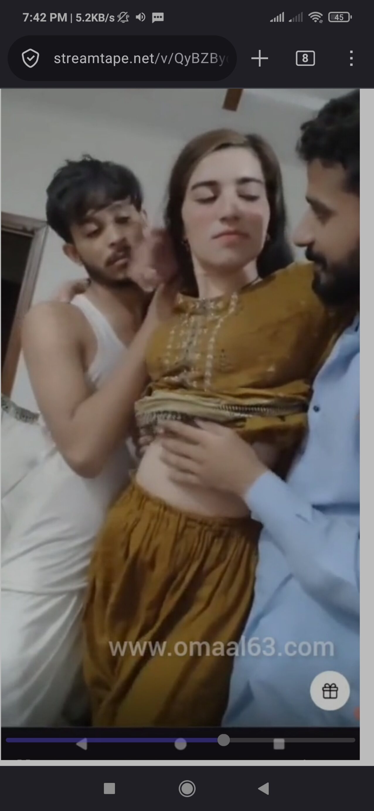 3sum pakistani sister