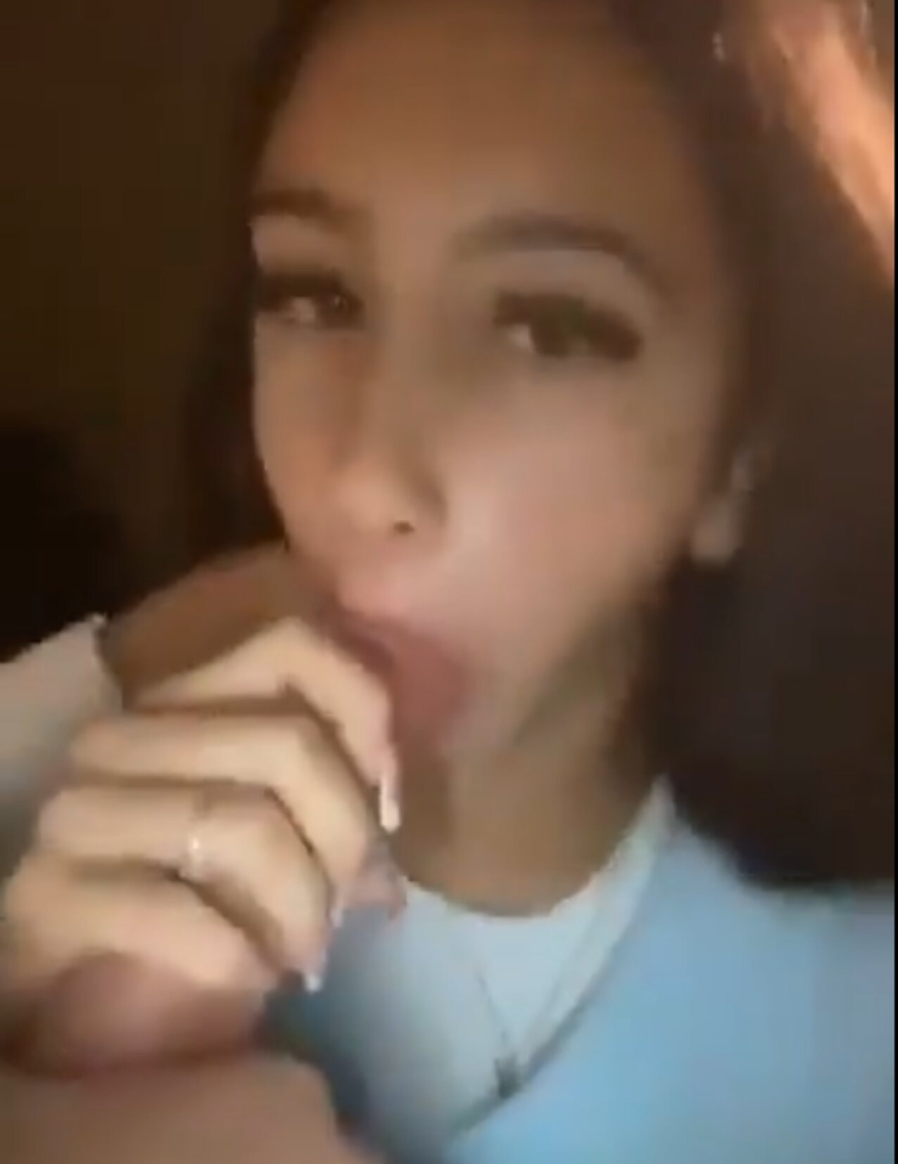 outdoors amateur blowjob