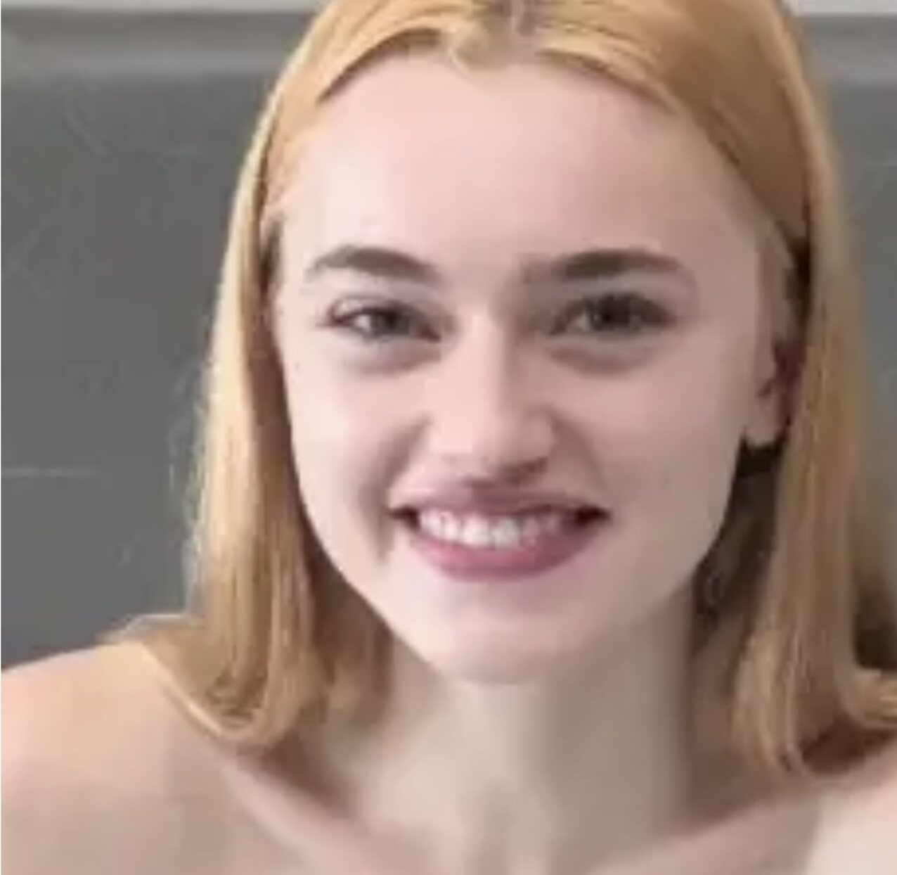 camgirl amateur model