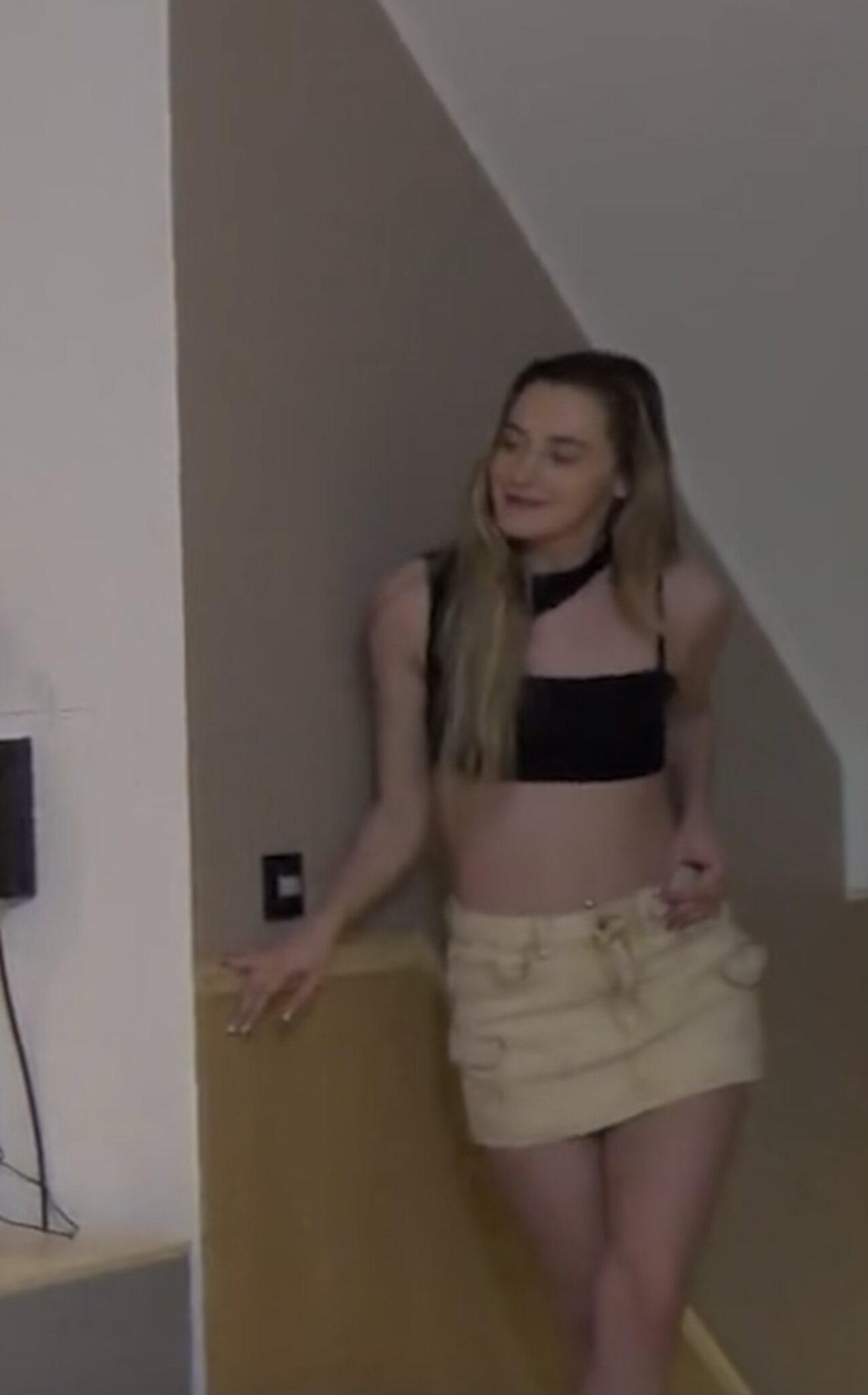 teen small tits blonde
