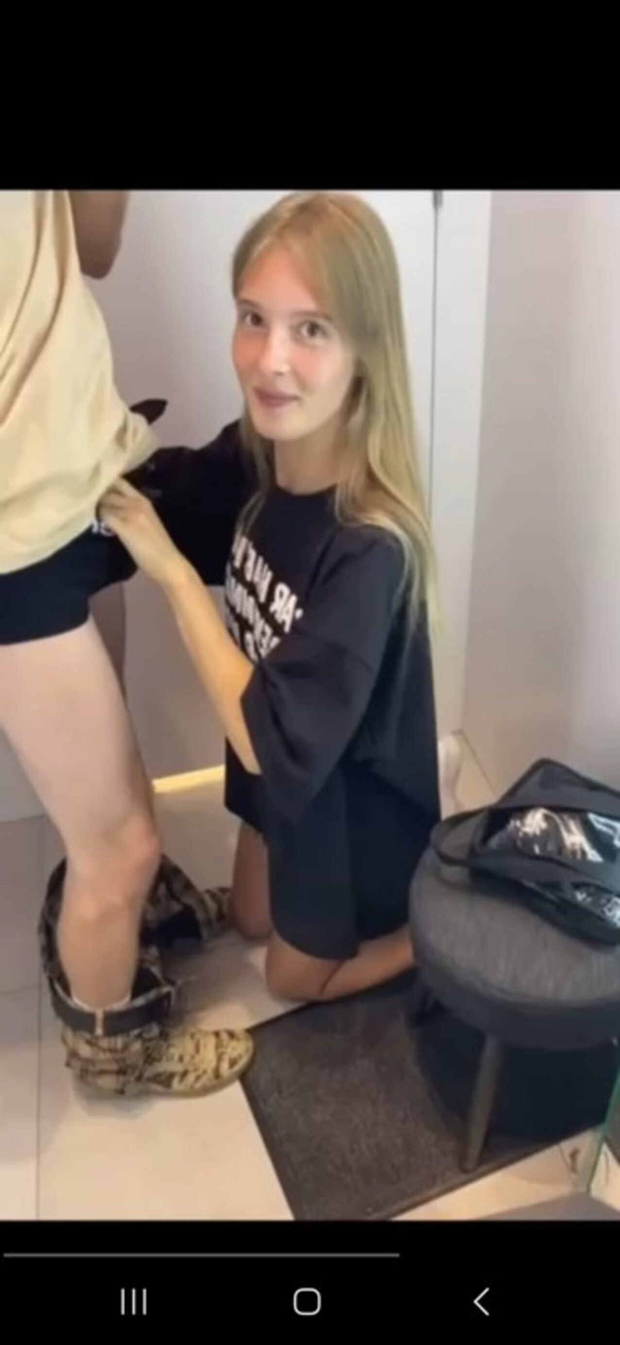 amateur blonde blowjob