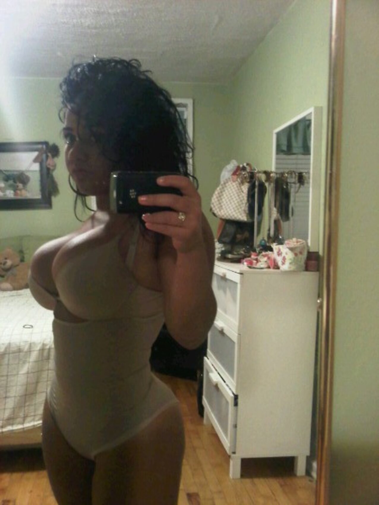 busty pretty selfie