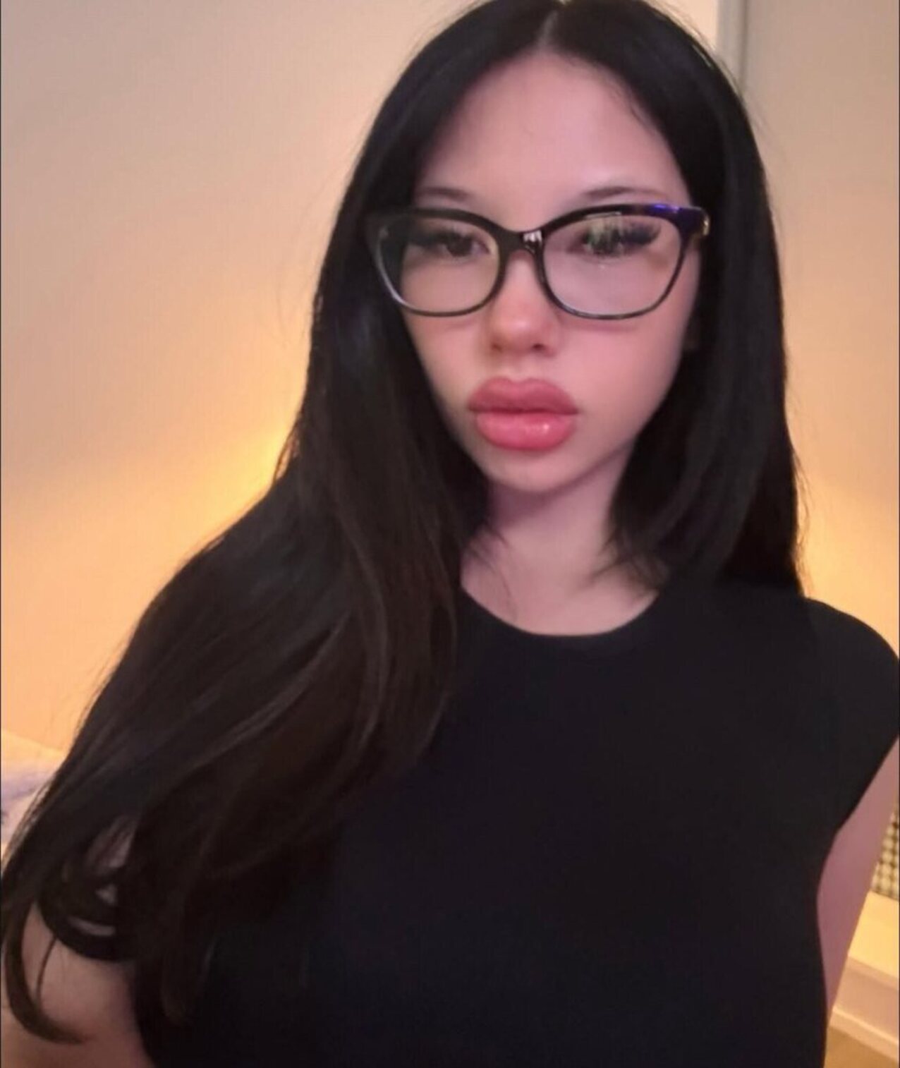streamer bimbo asian