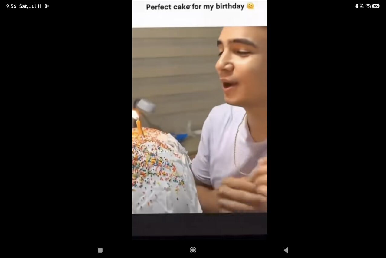 ass eating birthday cake kink