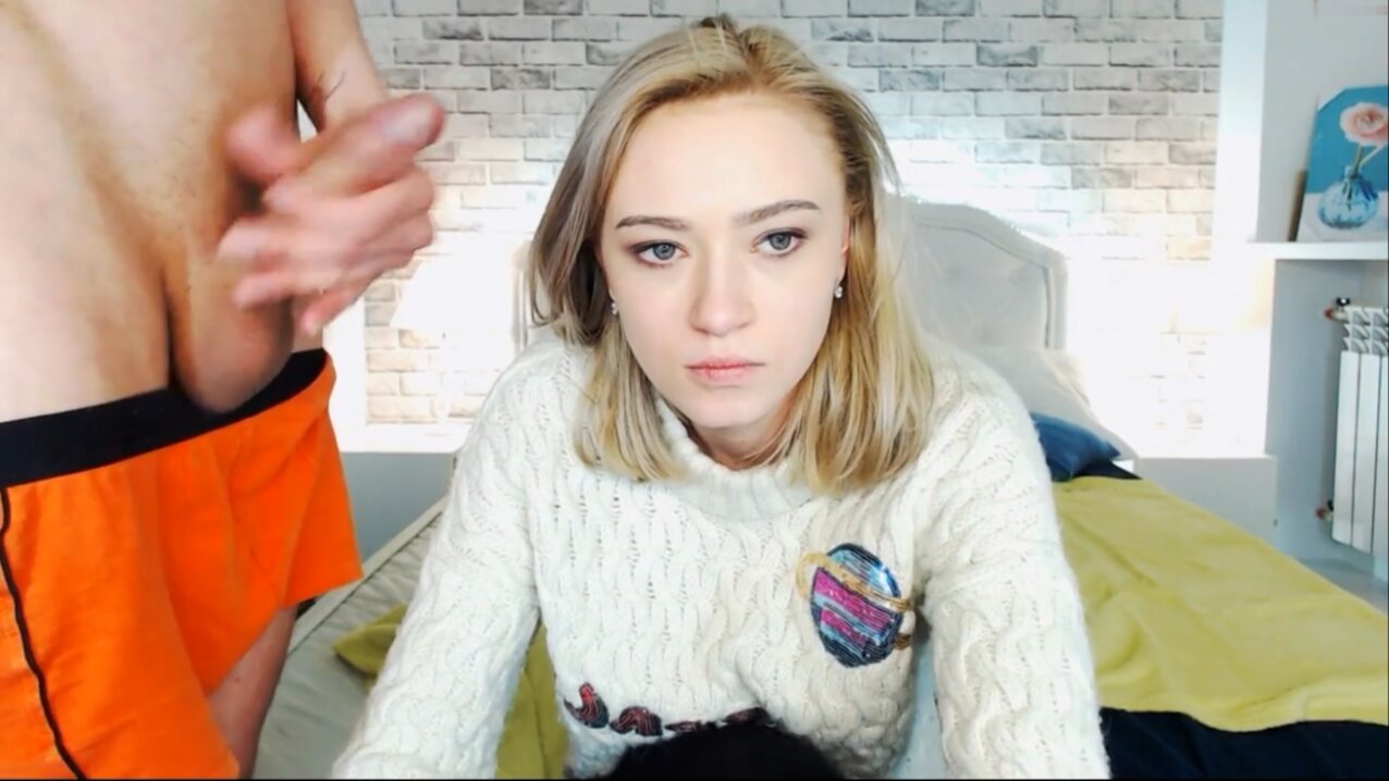 camgirl amateur blonde
