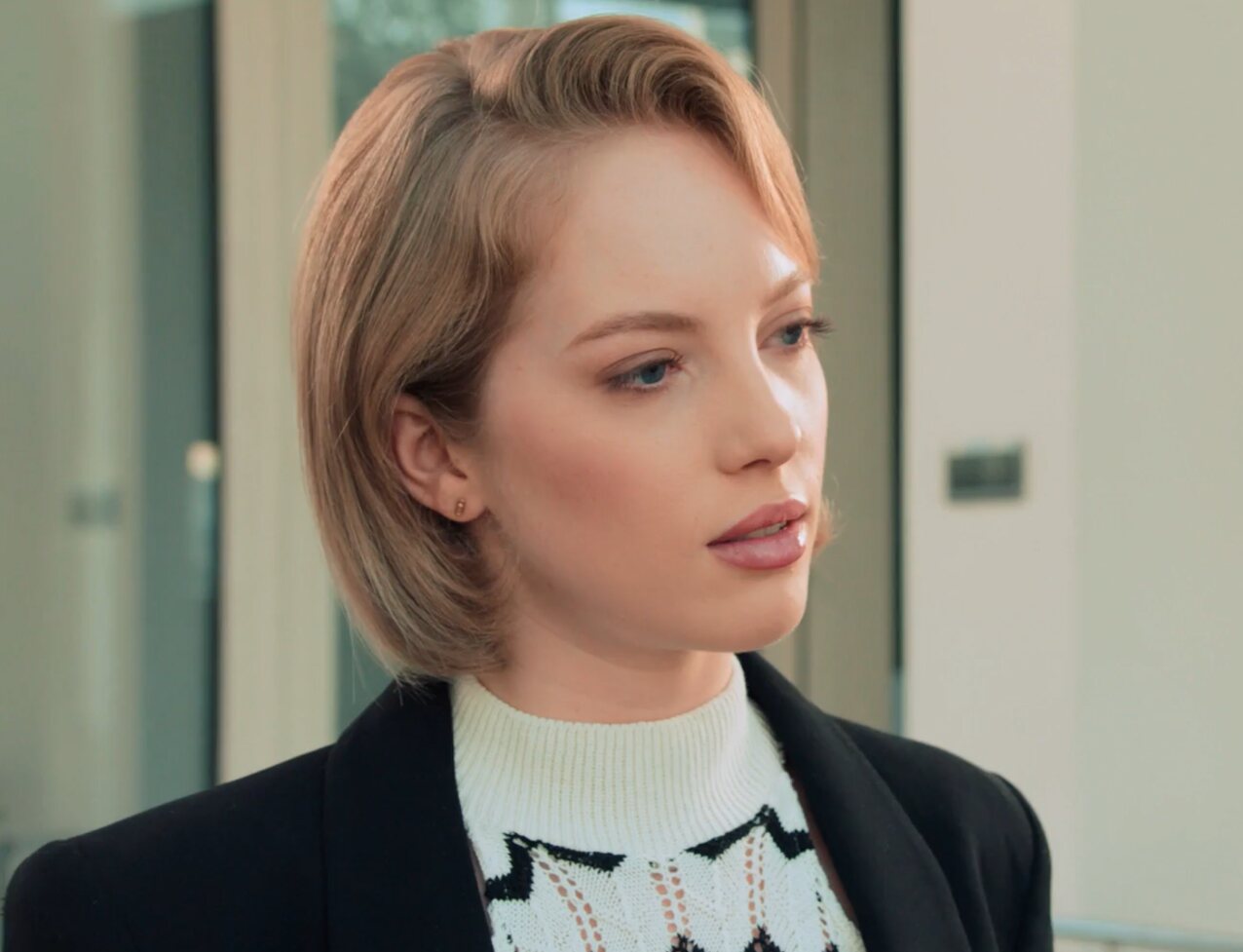 short hair european tushy