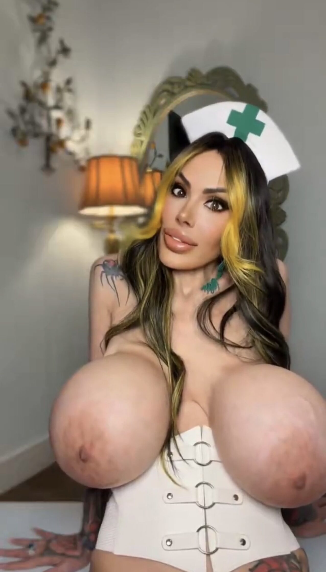bimbo huge tits fake tits