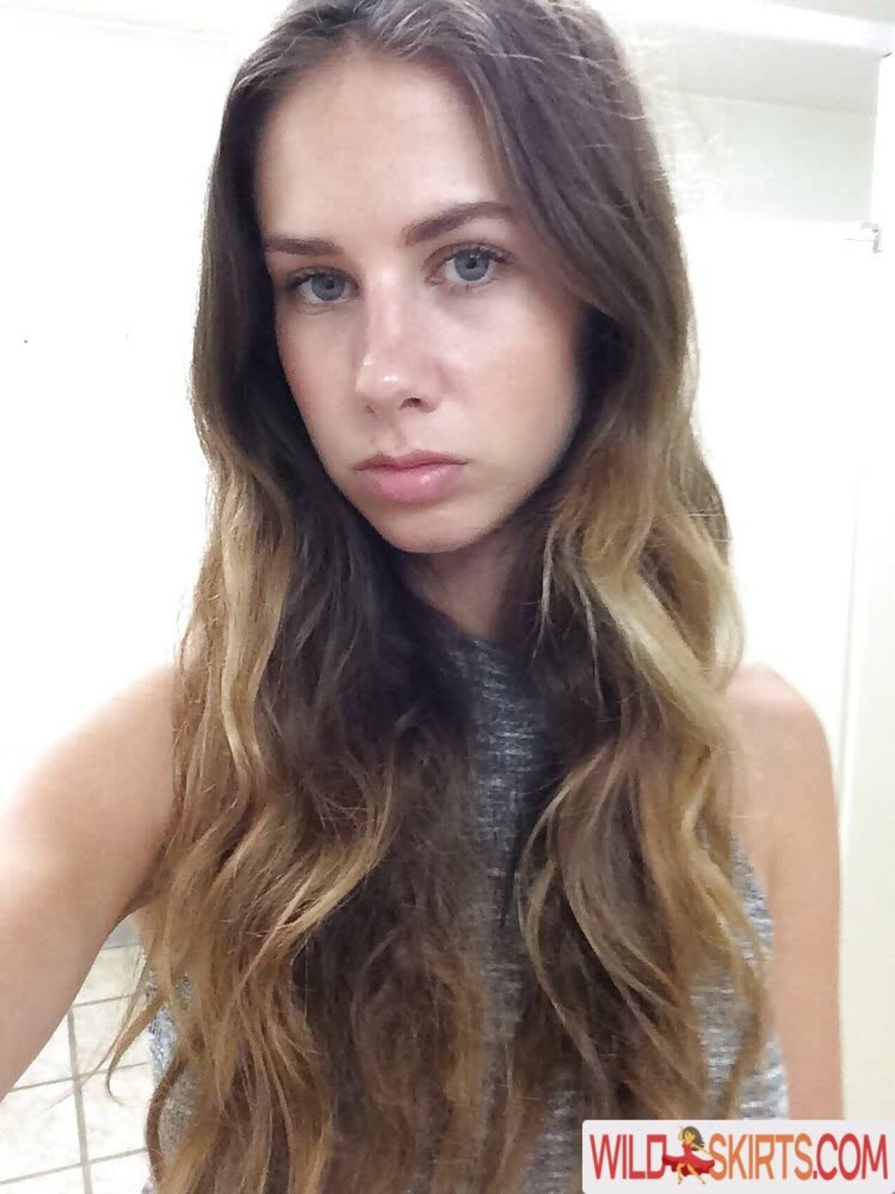brunette amateur sexy girl